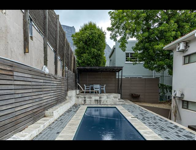 2 BEDROOM APARTMENT BLOCK TO LET IN VREDEHOEK